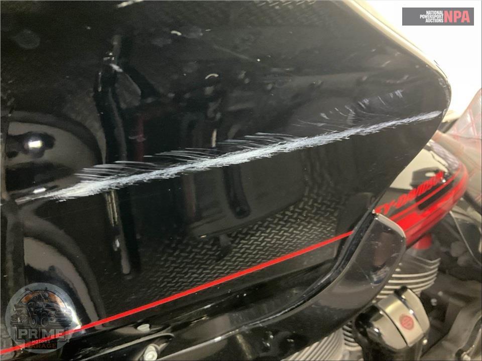 2021 Harley-Davidson FLTRXSE CVO ROAD GLIDE — фото 26