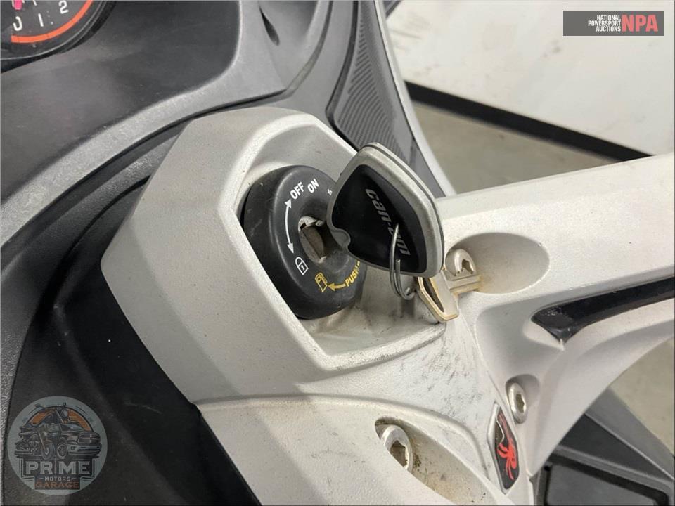 2012 Can-Am SPYDER RT SE5 AUDI&CONVI — фото 11