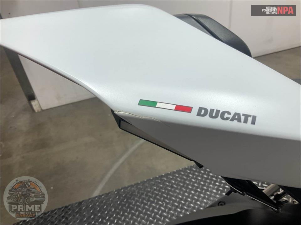2023 Ducati PANIGALE V2 — фото 16