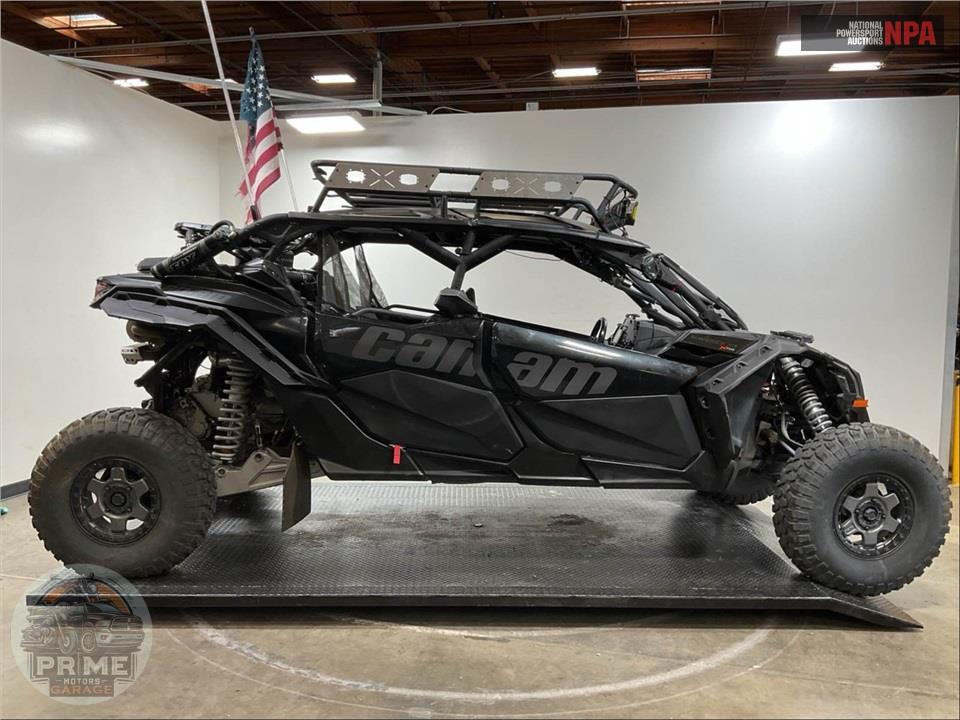 2017 Can-Am MAVERICK X3 MAX X RS TURBO R — фото 1