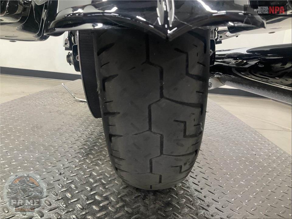 2016 Harley-Davidson FLD-103 DYNA SWITCHBACK — фото 25