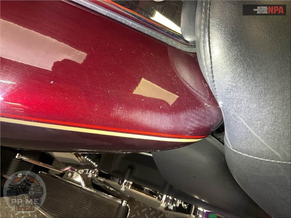 2015 Harley-Davidson FLHTCU ULTRA CLASSIC ELECTRA GLIDE — фото 21