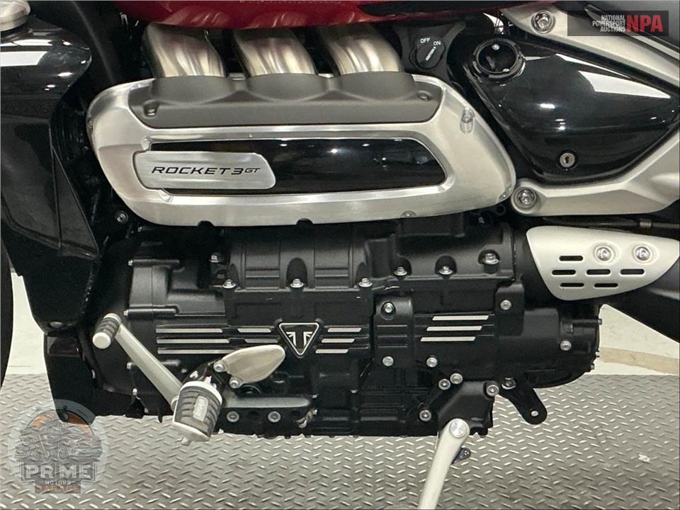 2022 Triumph ROCKET 3 GT (TWO-TONE) — фото 7