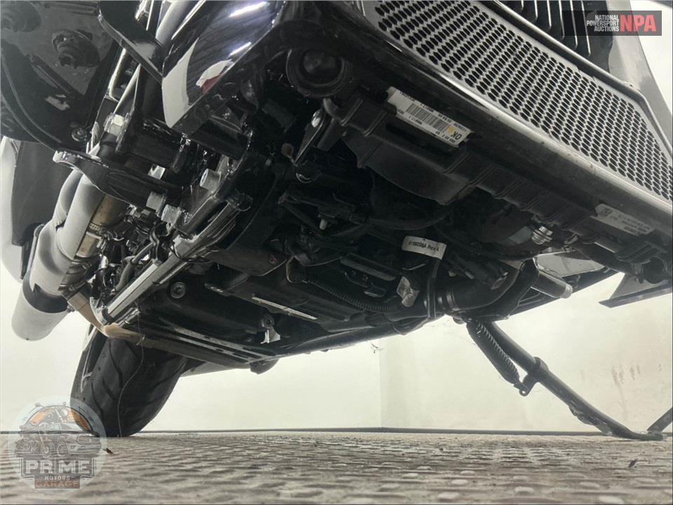 2024 Harley-Davidson FLHX STREET GLIDE — фото 12