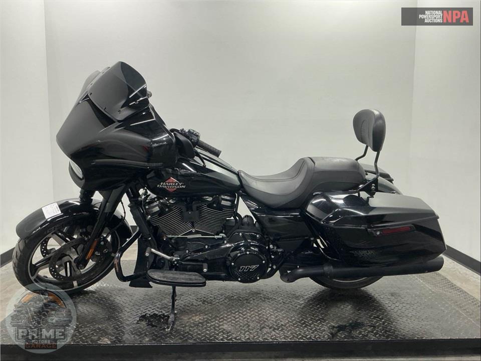 2025 Harley-Davidson FLHX STREET GLIDE — фото 3