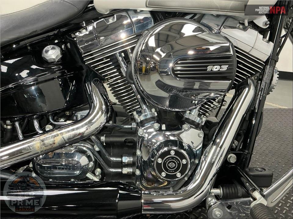 2017 Harley-Davidson FXSB BREAKOUT — фото 6