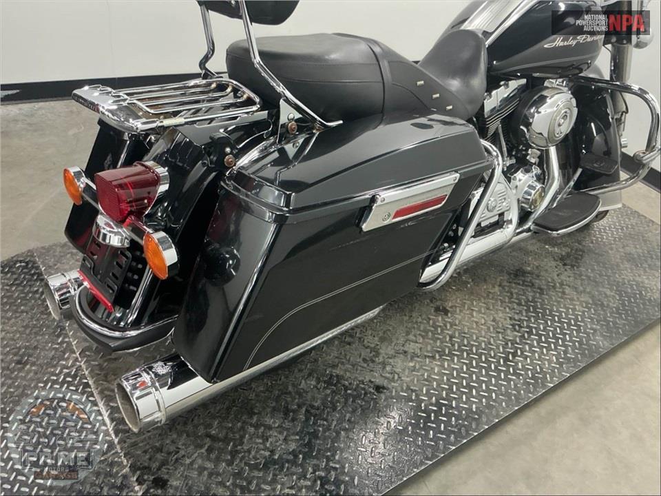 2011 Harley-Davidson FLHR ROAD KING — фото 16
