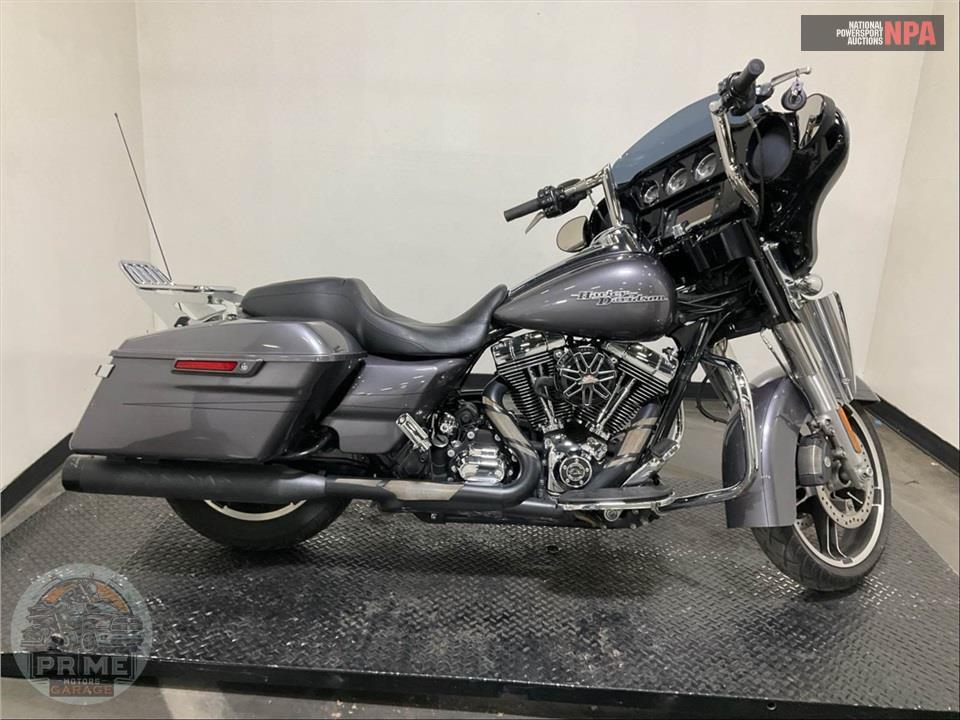 2015 Harley-Davidson FLHXS STREET GLIDE SPECIAL — фото 1
