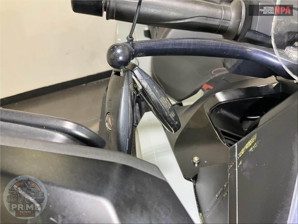 2021 Honda GL1800B GOLDWING — фото 10