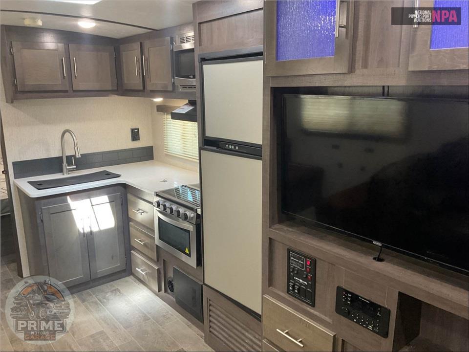 2020 Crossroads Rv M-288 BH - SUNSET TRAIL SUPER LITE SERIES — фото 7