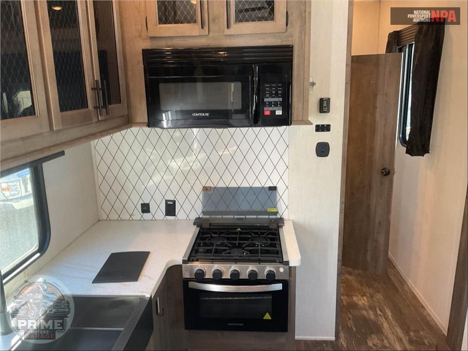 2022 Sabre By Forest River M-37FLL - FIFTH WHEEL SERIES — фото 26