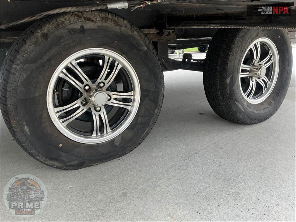 2015 Ultralite By Winnebago M-27RBDS — фото 46