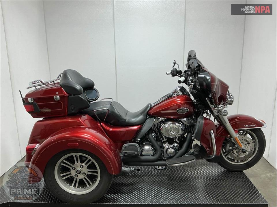 2009 Harley-Davidson FLHTCUTG TRIGLIDE ULTRA CLASSIC — фото 1