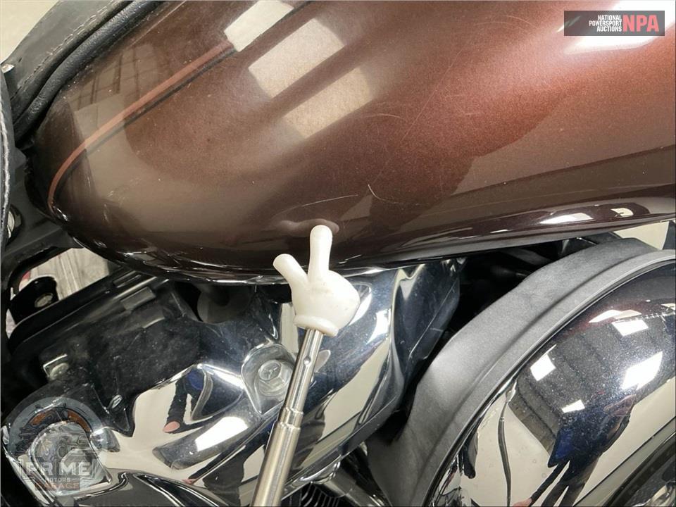 2019 Harley-Davidson FLDE DELUXE — фото 20
