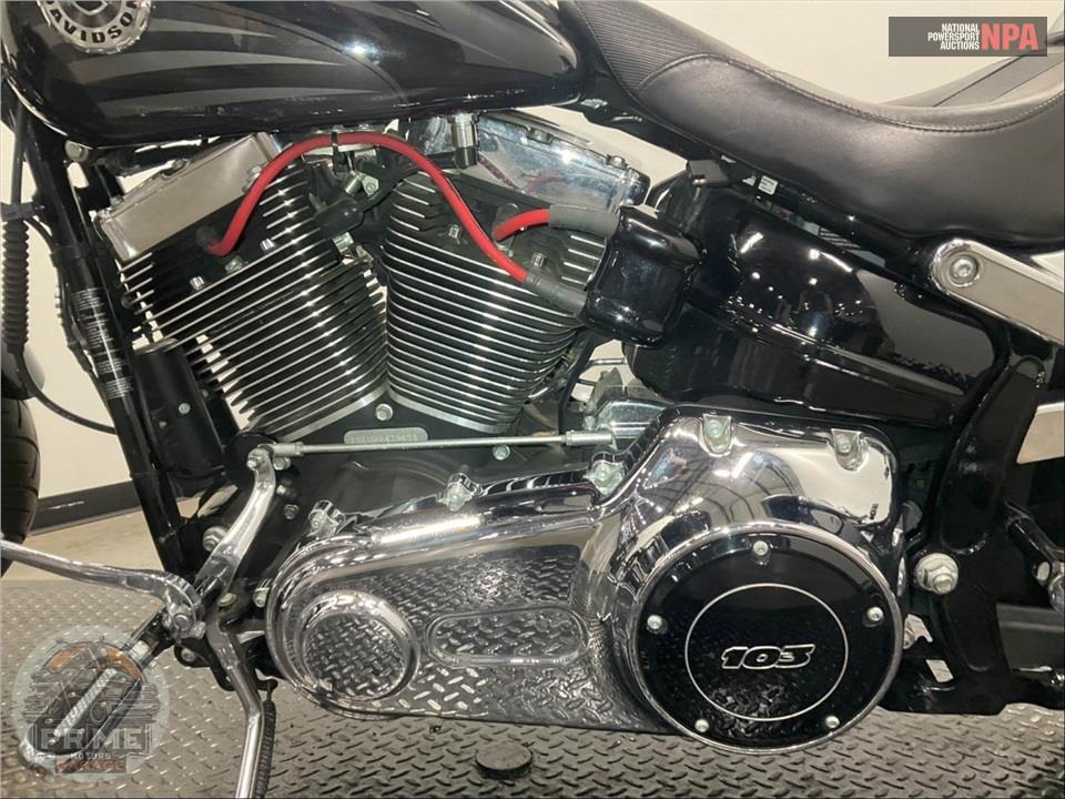 2017 Harley-Davidson FXSB BREAKOUT — фото 7