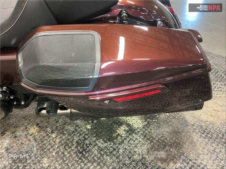 2024 Harley-Davidson FLTRXSE CVO ROAD GLIDE — фото 17