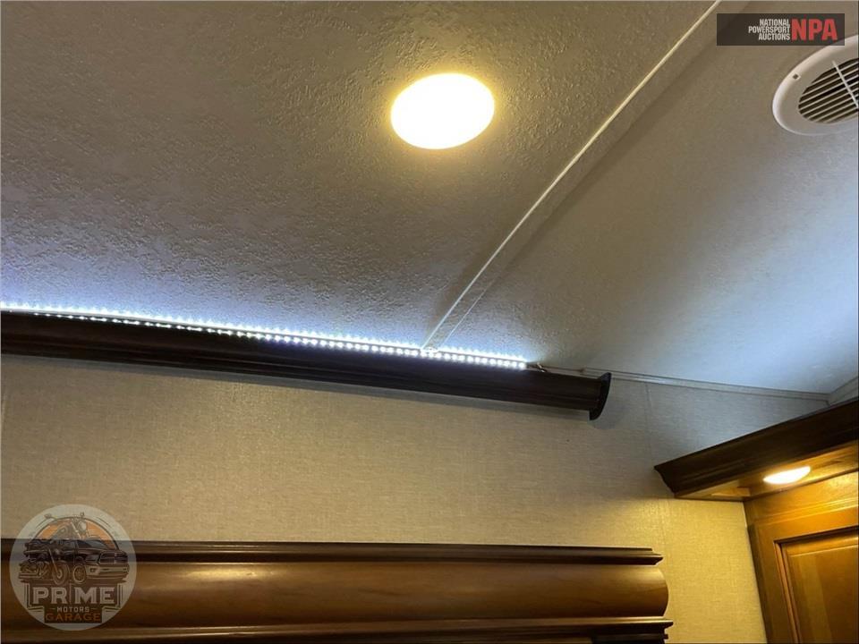 2017 Keystone Rv M-3811 MS - MONTANA FIFTH WHEEL SERIES — фото 17