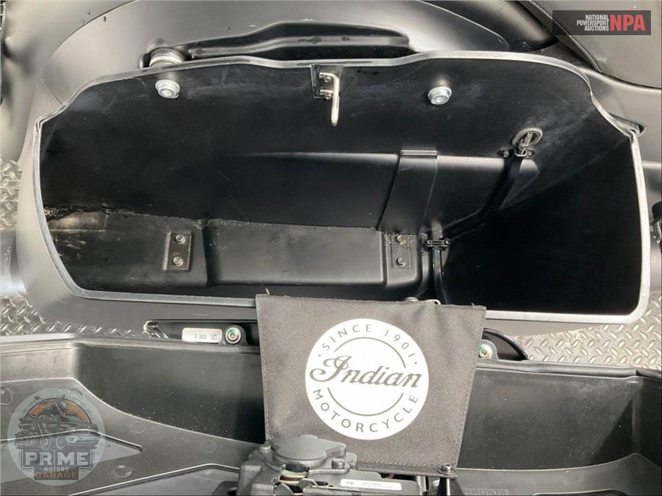 2023 Indian Motorcycle SPRINGFIELD DARK HORSE (BLACK) — фото 17