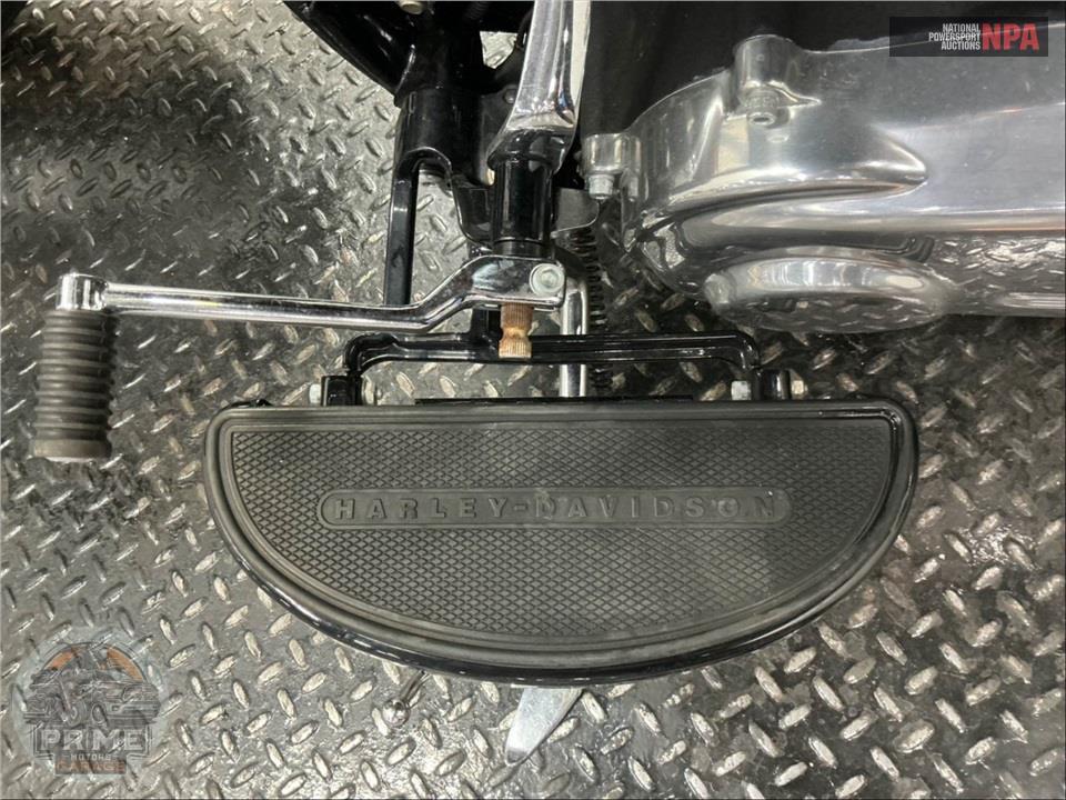 2015 Harley-Davidson FLS SOFTAIL SLIM — фото 18