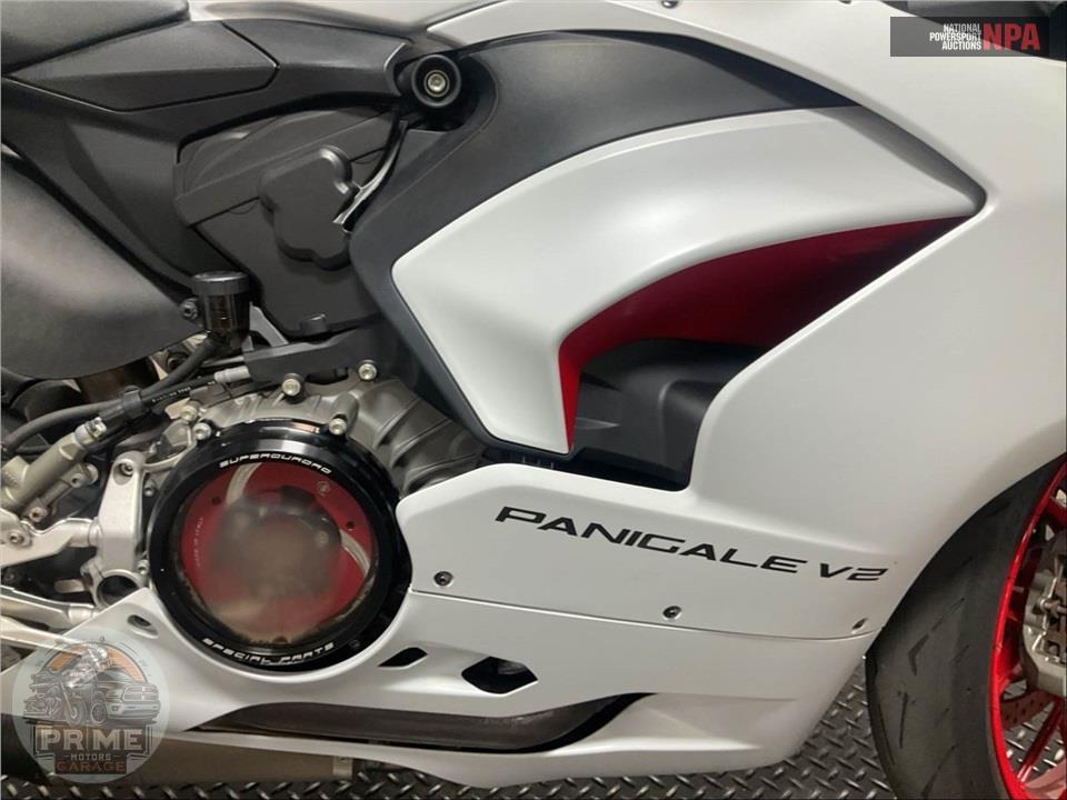 2023 Ducati PANIGALE V2 — фото 6