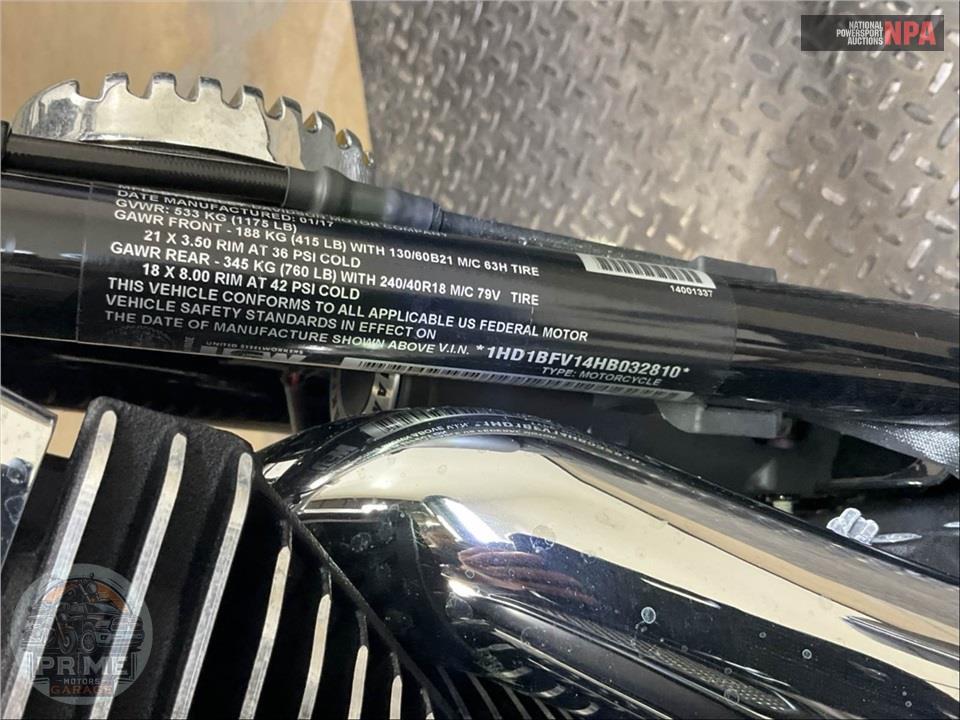 2017 Harley-Davidson FXSB BREAKOUT — фото 26
