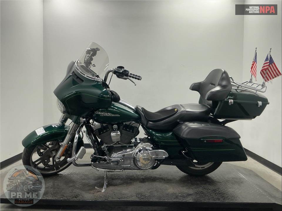2015 Harley-Davidson FLHXS STREET GLIDE SPECIAL — фото 3