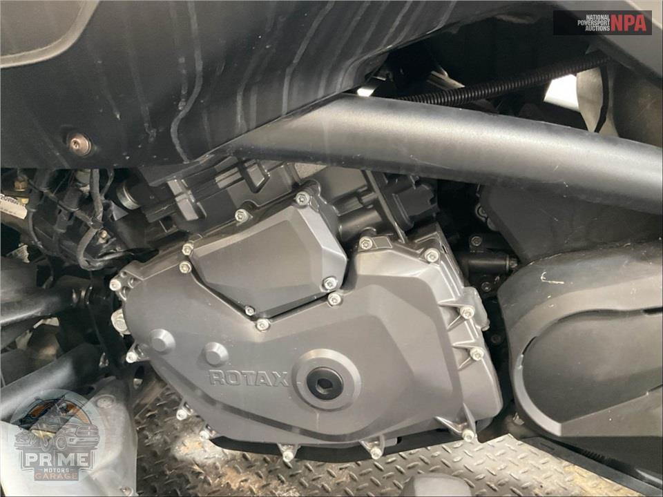 2016 Can-Am SPYDER F3 SE6 LIMITED — фото 7