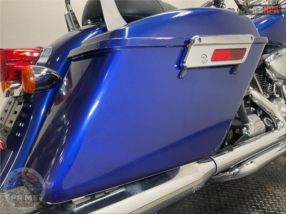 2015 Harley-Davidson FLD-103 DYNA SWITCHBACK — фото 24