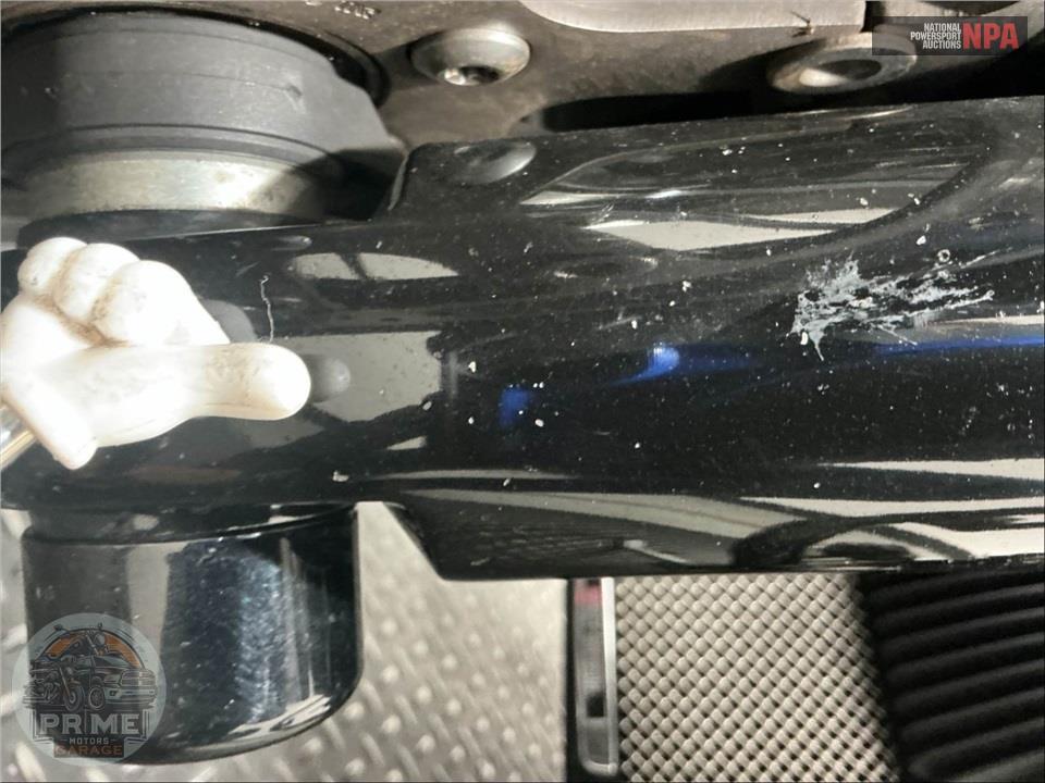 2017 Harley-Davidson FLHXS STREET GLIDE SPECIAL — фото 43