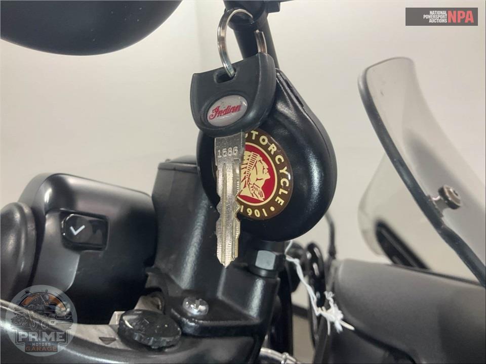 2019 Indian Motorcycle CHIEFTAIN DARK HORSE — фото 11