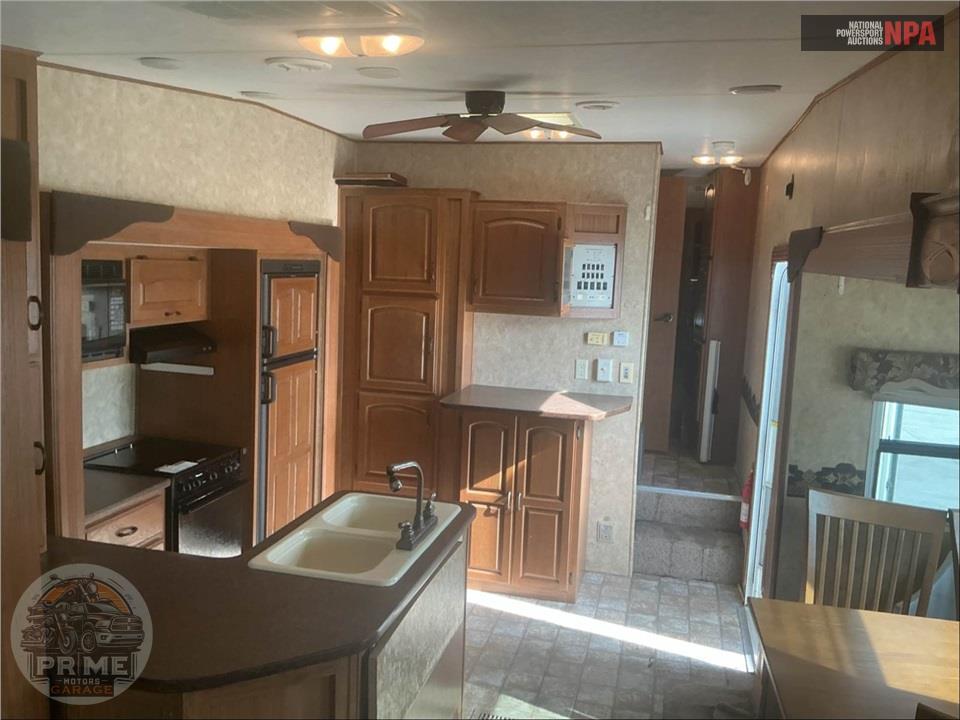 2010 Crossroads Rv M-32 CK - CRUISER FIFTH WHEEL SERIES — фото 8