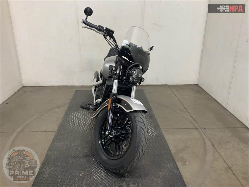 2017 Indian Motorcycle SCOUT SIXTY STAR SILVER THUNDER BLACK — фото 2
