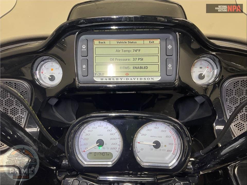 2015 Harley-Davidson FLTRXS ROAD GLIDE SPECIAL — фото 5