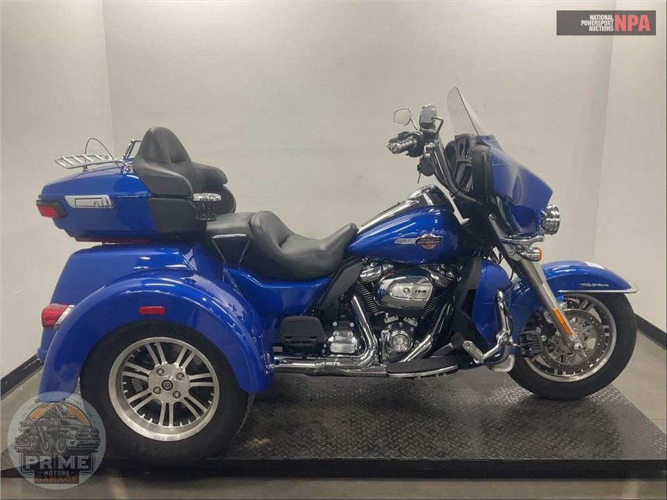 2024 Harley-Davidson FLHTCUTG TRI GLIDE ULTRA CLASSIC — фото 1