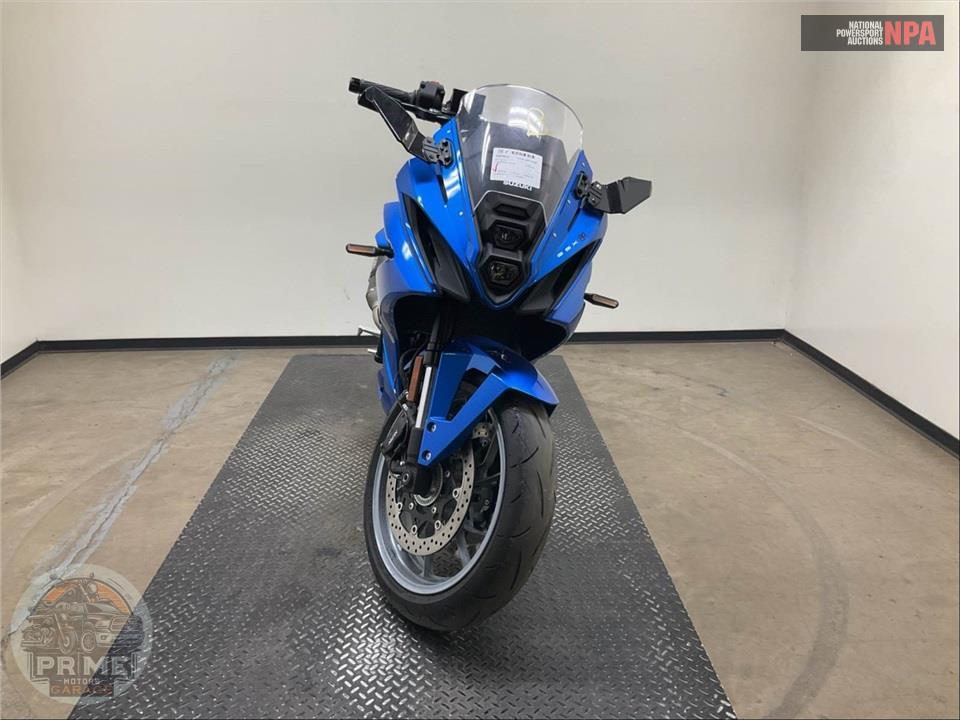 2024 Suzuki GSX800FRQM4 GSX-8R — фото 2