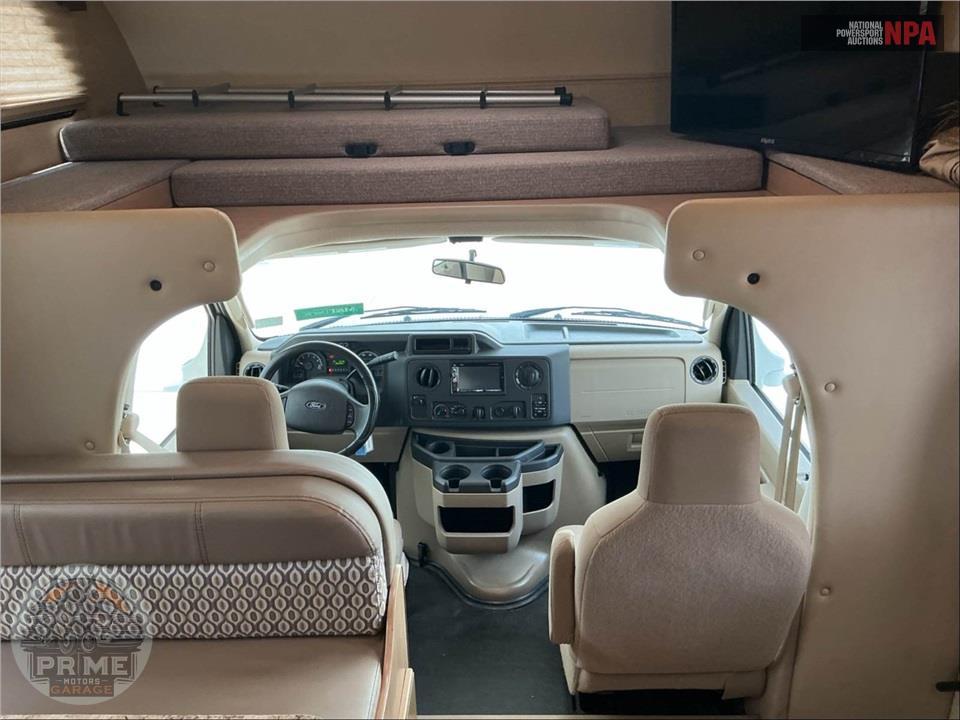2019 Thor Motor Coach M-22FE E350-V10 - FREEDOM ELITE SERIES — фото 11