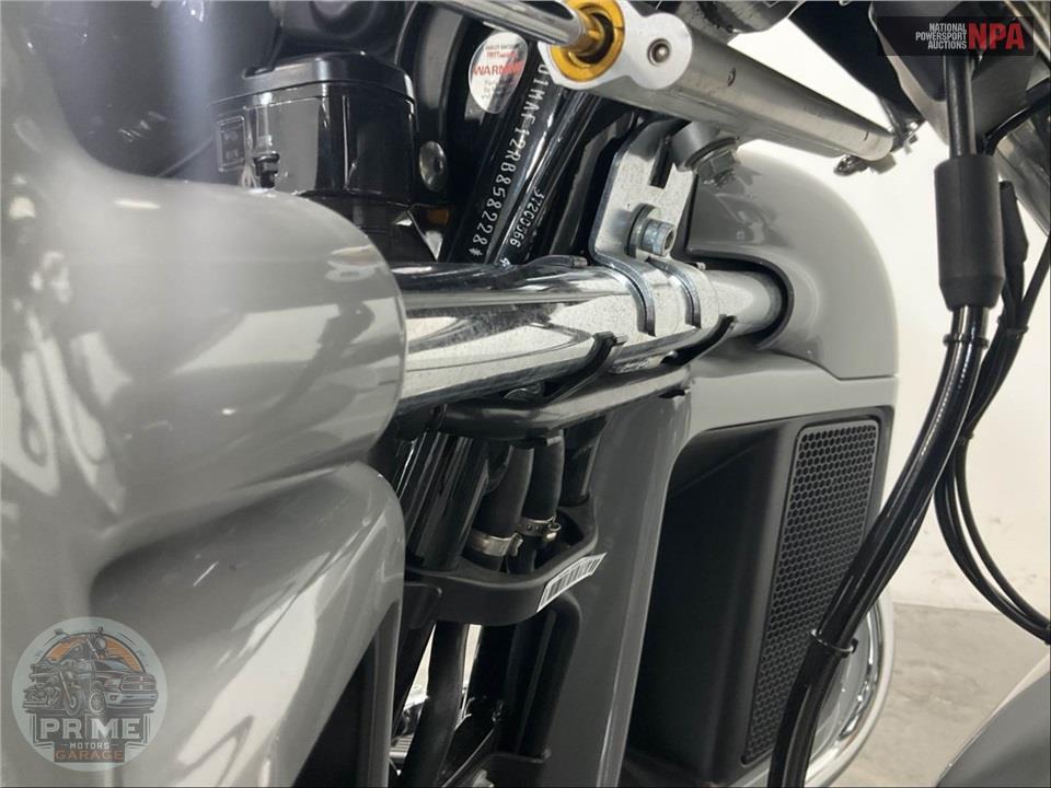 2024 Harley-Davidson FLHTCUTG TRI GLIDE ULTRA CLASSIC — фото 11