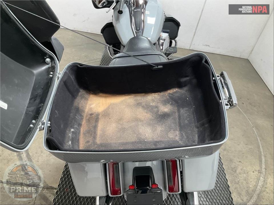 2025 Harley-Davidson FLHXU STEET GLIDE ULTRA — фото 23