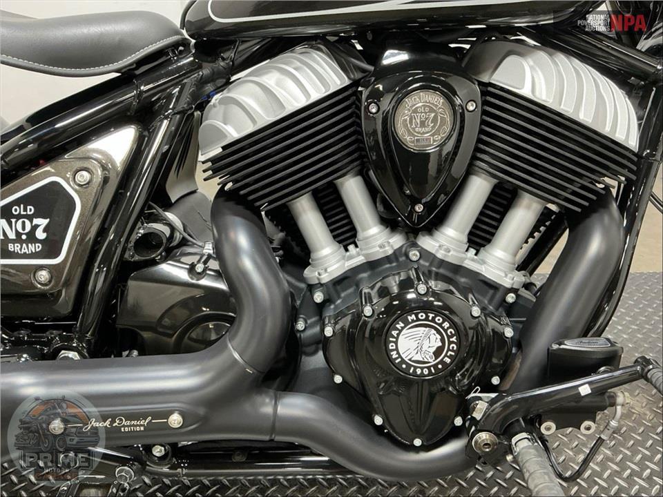 2023 Indian Motorcycle CHIEF BOBBER DARK HORSE (JACK DANIELS) — фото 6