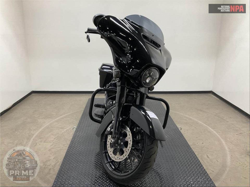 2019 Harley-Davidson FLHXS STREET GLIDE SPECIAL — фото 2