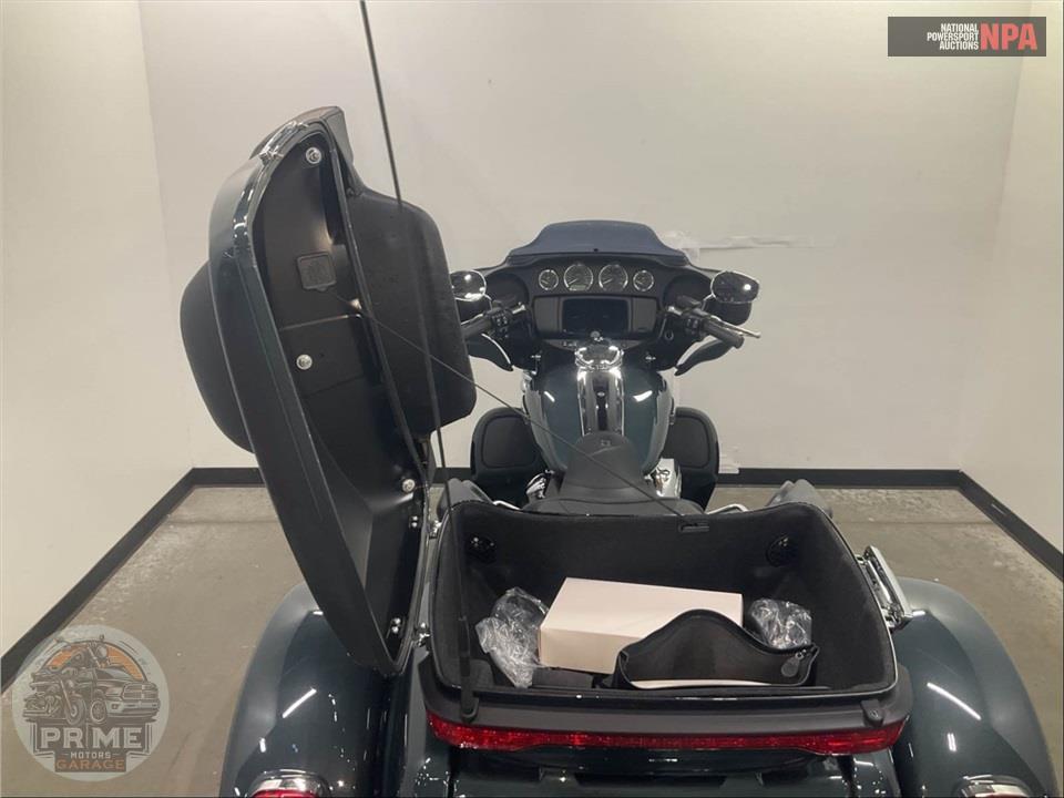 2020 Harley-Davidson FLHTCUTG TRI GLIDE ULTRA — фото 16