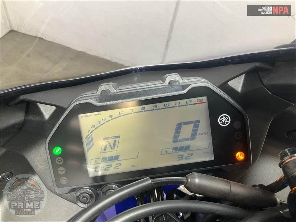 2024 Yamaha YZF-R3 — фото 5