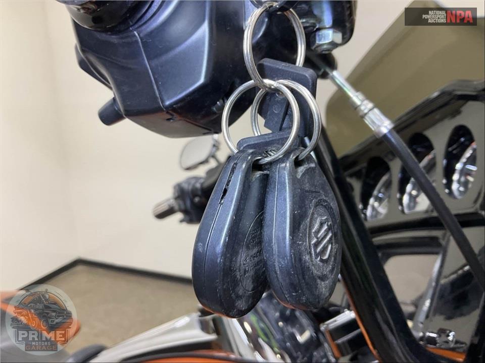 2015 Harley-Davidson FLHXS STREET GLIDE SPECIAL — фото 11