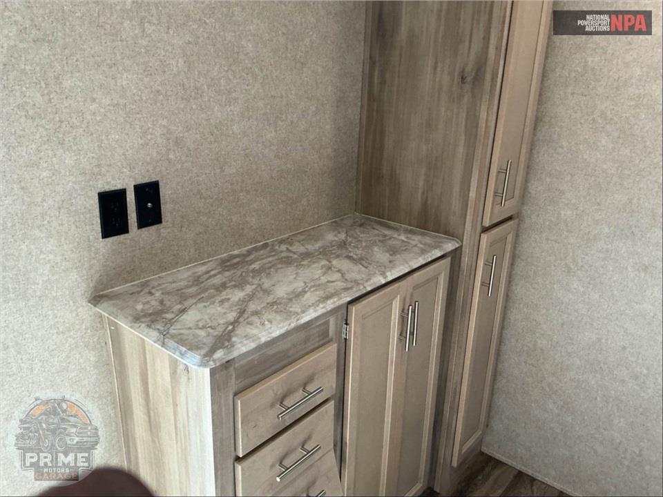 2019 Coachmen By Forest River M-39 FKTS - CATALINA DESTINATION SERIES — фото 16