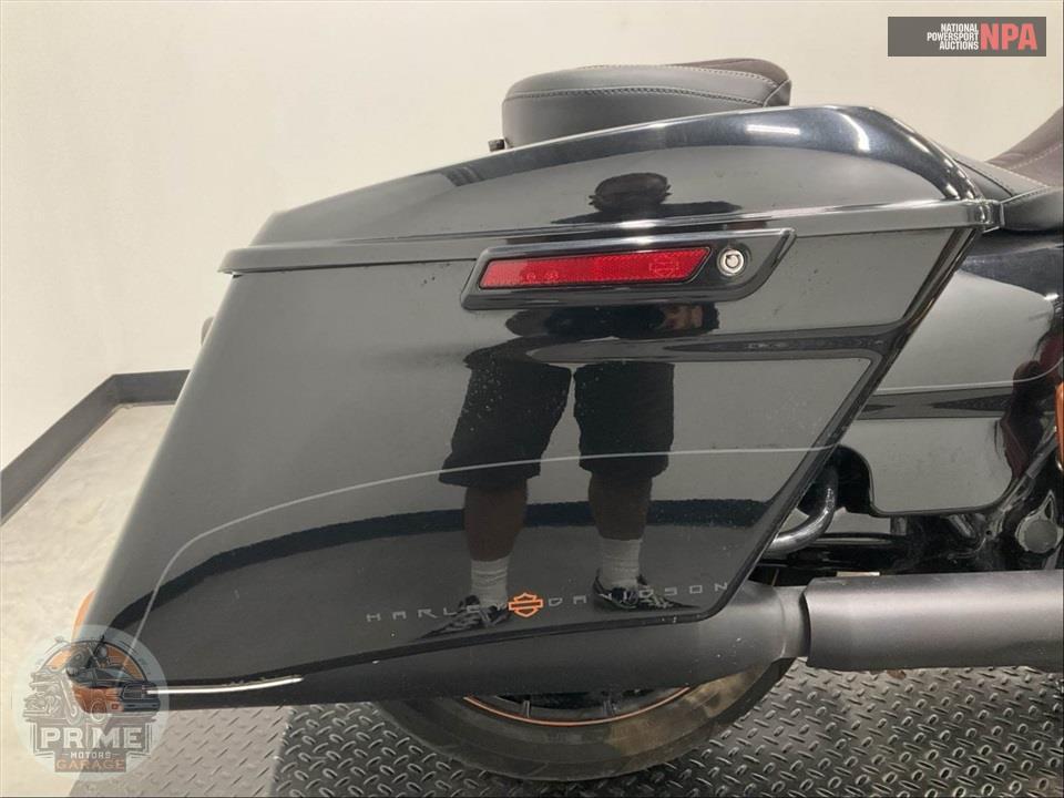 2019 Harley-Davidson FLTRXS ROAD GLIDE SPECIAL — фото 23