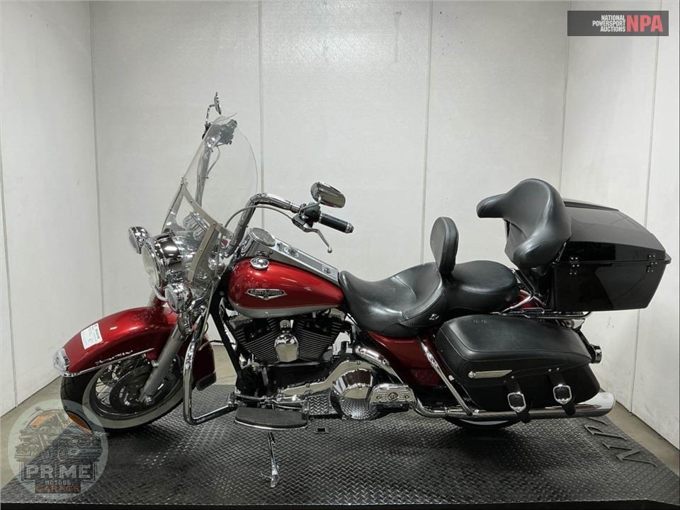 2004 Harley-Davidson FLHRCI ROAD KING CLASSIC — фото 3