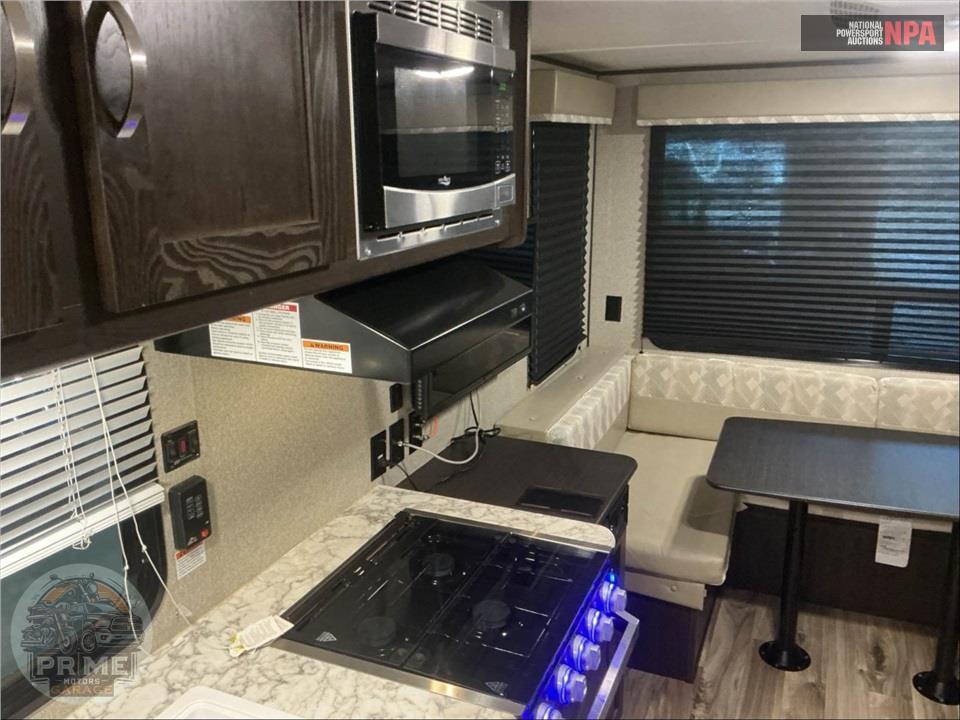2019 Keystone Rv M-2020 QB - SUMMERLAND SERIES — фото 7