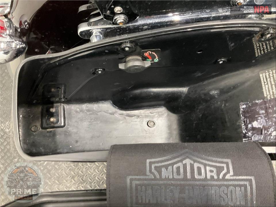2014 Harley-Davidson FLD-103 DYNA SWITCHBACK — фото 23