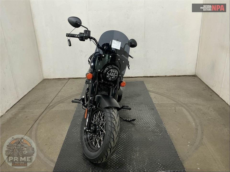 2022 Indian Motorcycle CHIEF BOBBER DARK HORSE — фото 2