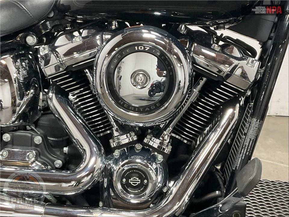 2021 Harley-Davidson FLHC HERITAGE CLASSIC — фото 6